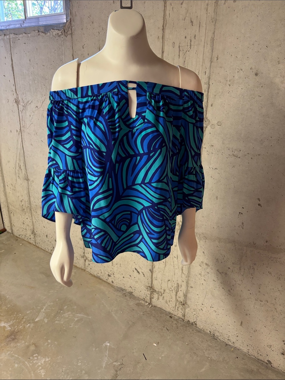 Alice & Trixie Blue and Teal Off-Shoulder Printed Blouse